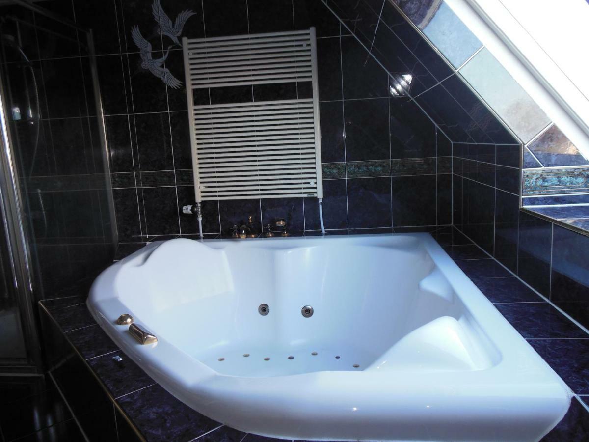 B&B Landgoed Sonneborghe Kollumerzwaag ภายนอก รูปภาพ