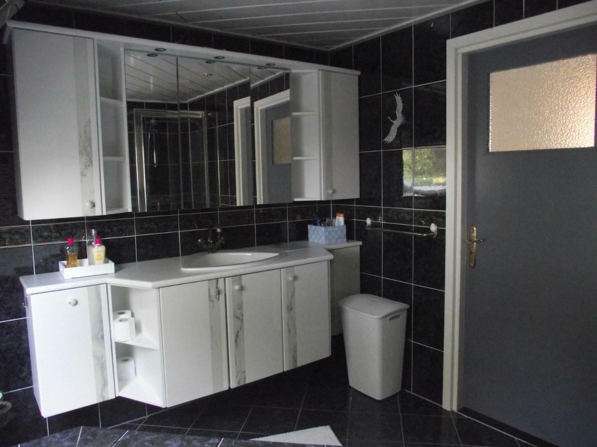 B&B Landgoed Sonneborghe Kollumerzwaag ภายนอก รูปภาพ